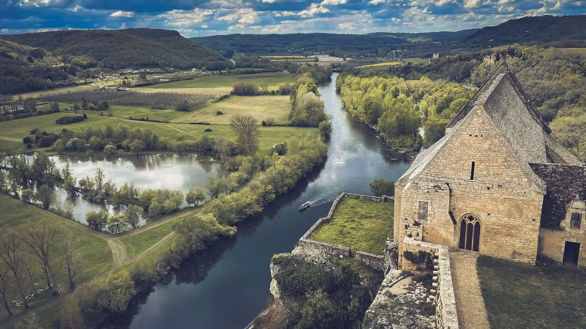 Discovering the Historical Sites of Reims: A Journey Through Time