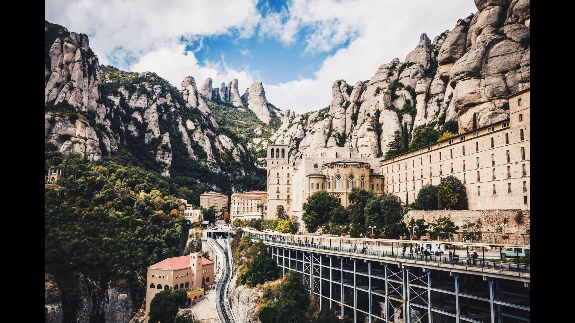 A Guide to Spain's Most Famous Landmarks